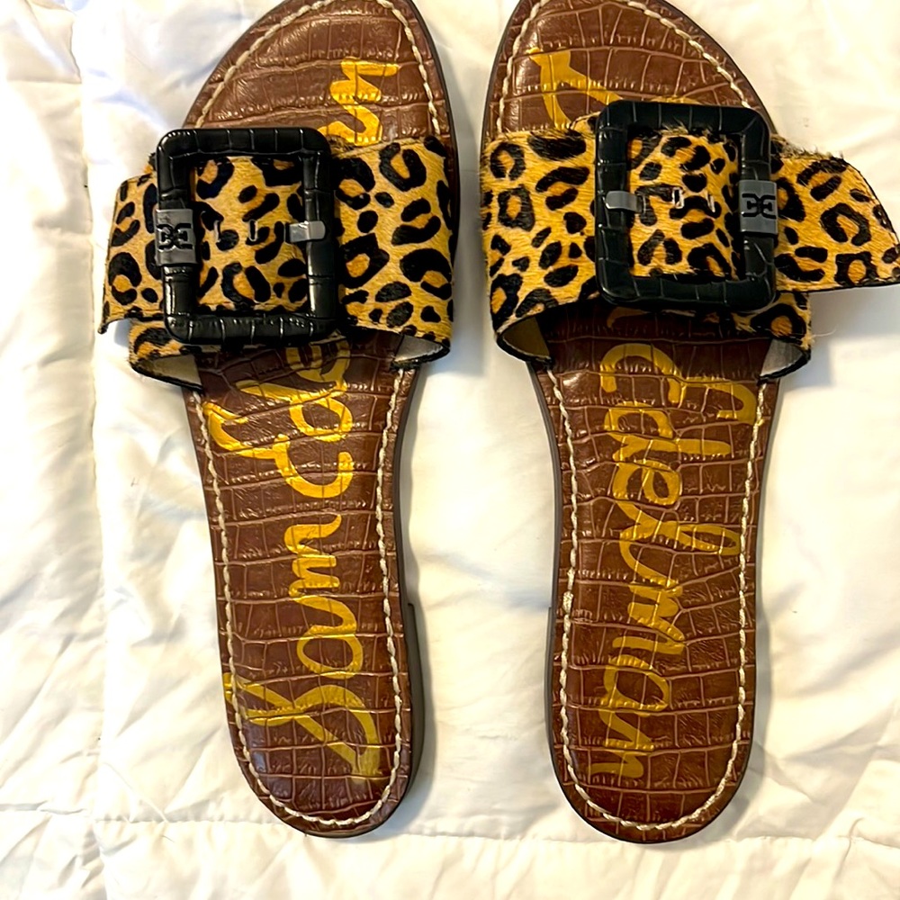 Gorgeous flat sandals